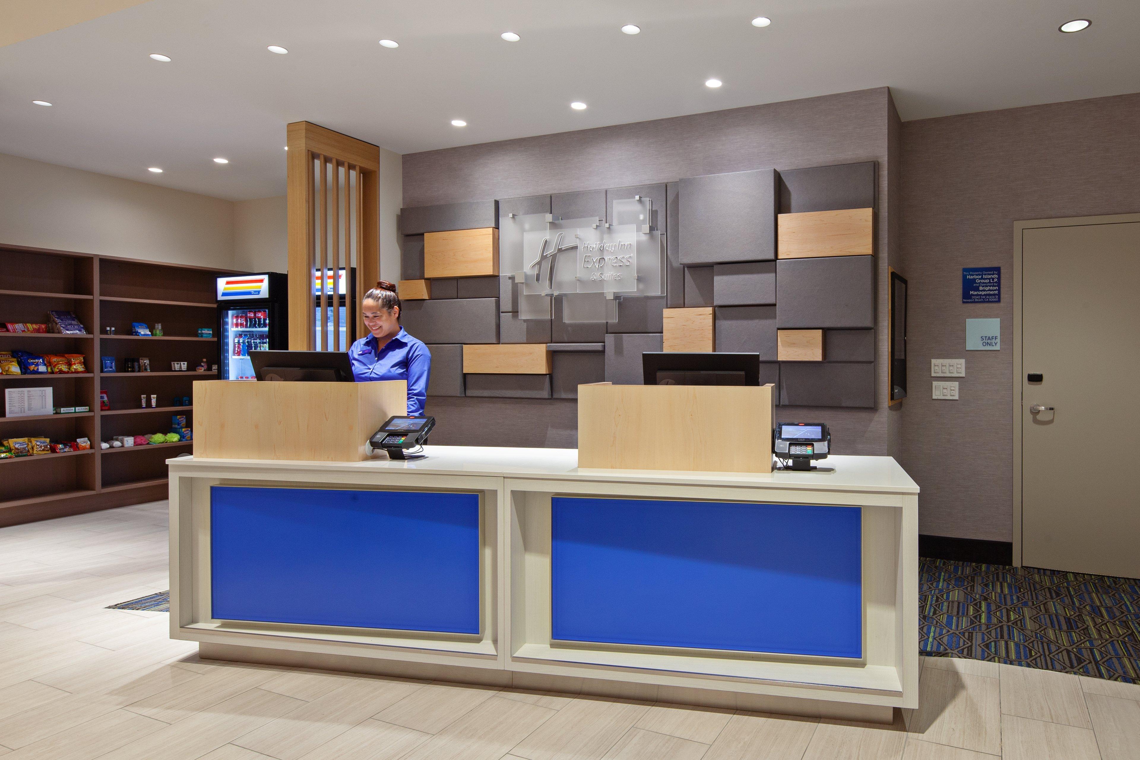 Holiday Inn Express Hotel & Suites Ventura Harbor By Ihg Buitenkant foto