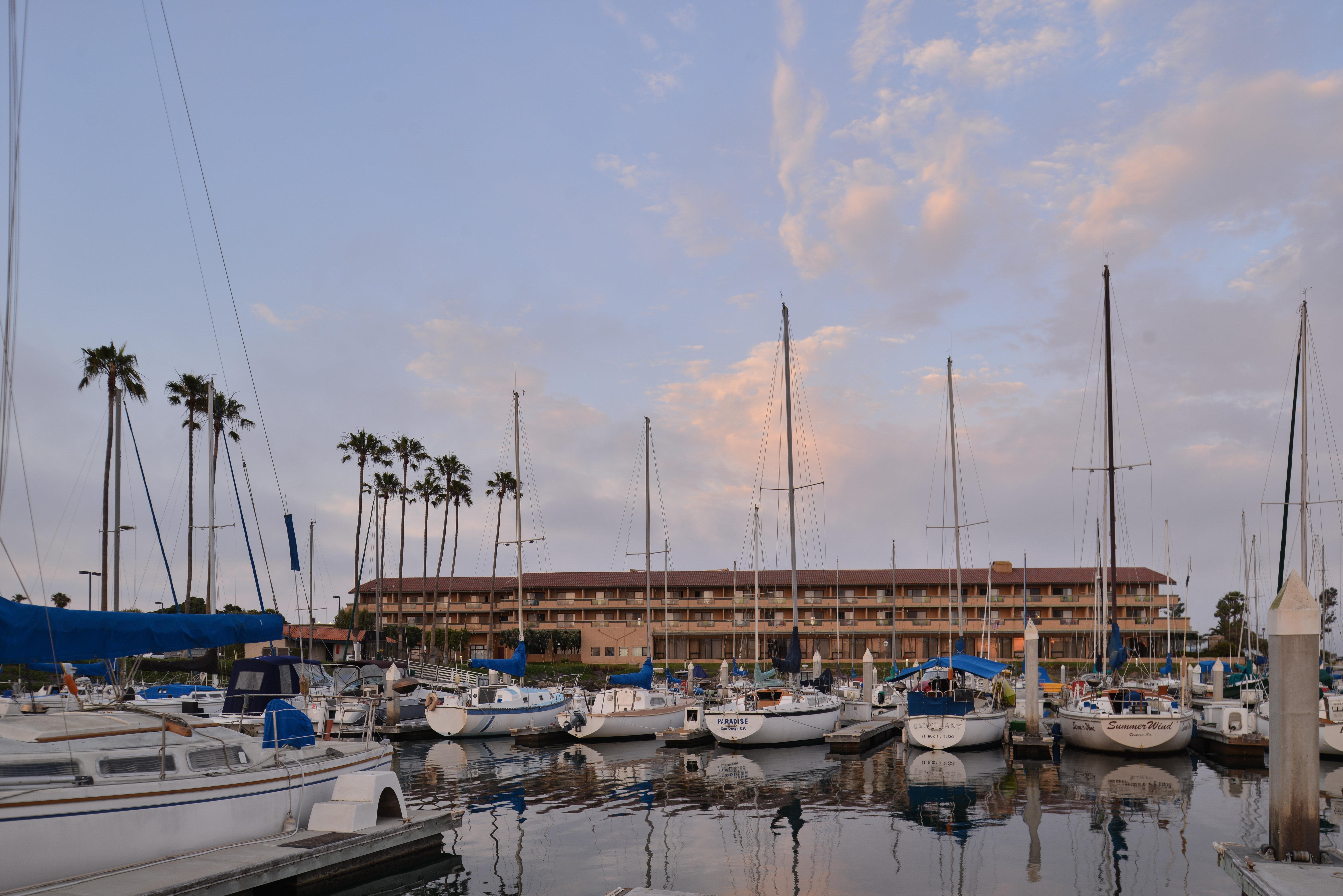 Holiday Inn Express Hotel & Suites Ventura Harbor By Ihg Buitenkant foto