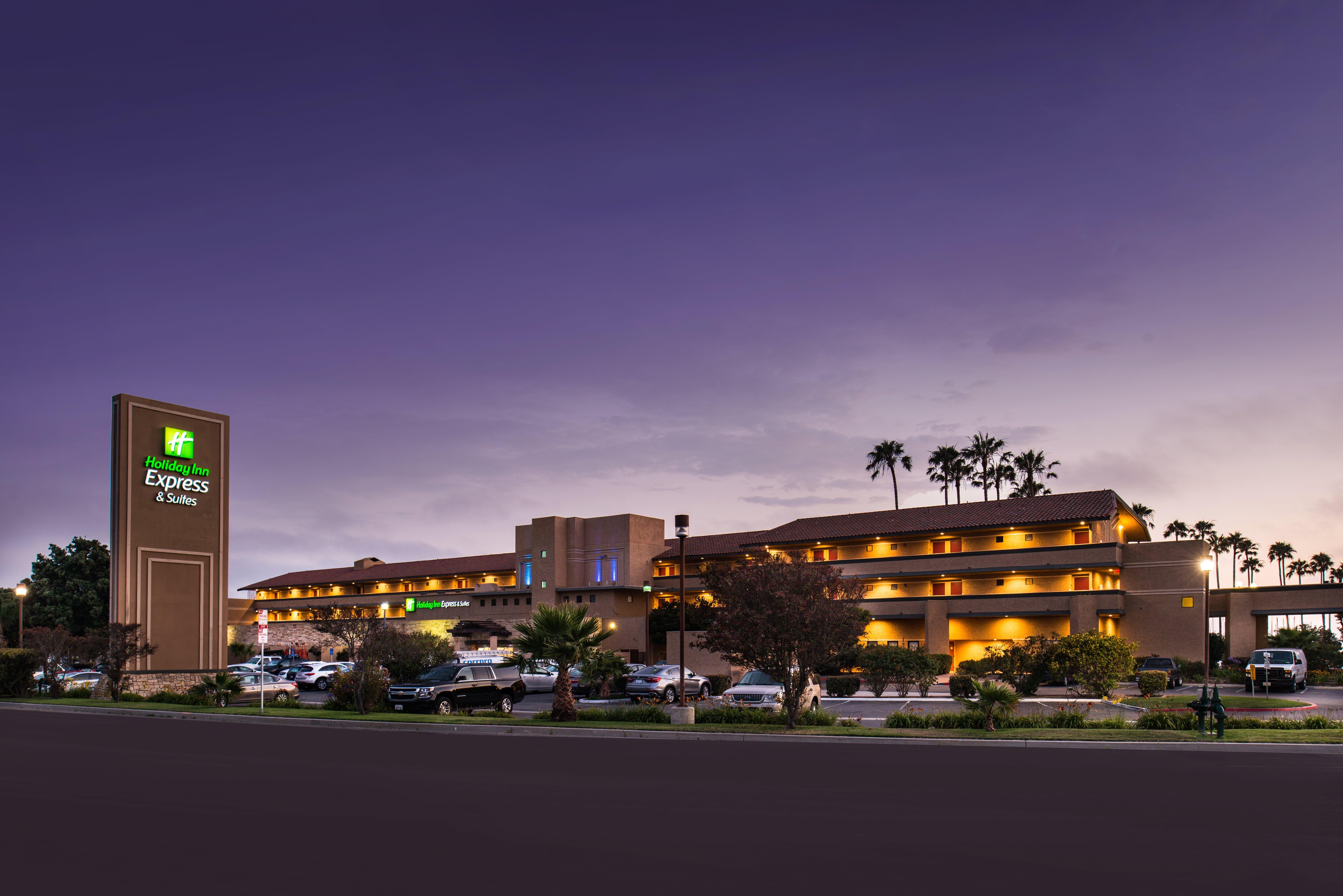 Holiday Inn Express Hotel & Suites Ventura Harbor By Ihg Buitenkant foto