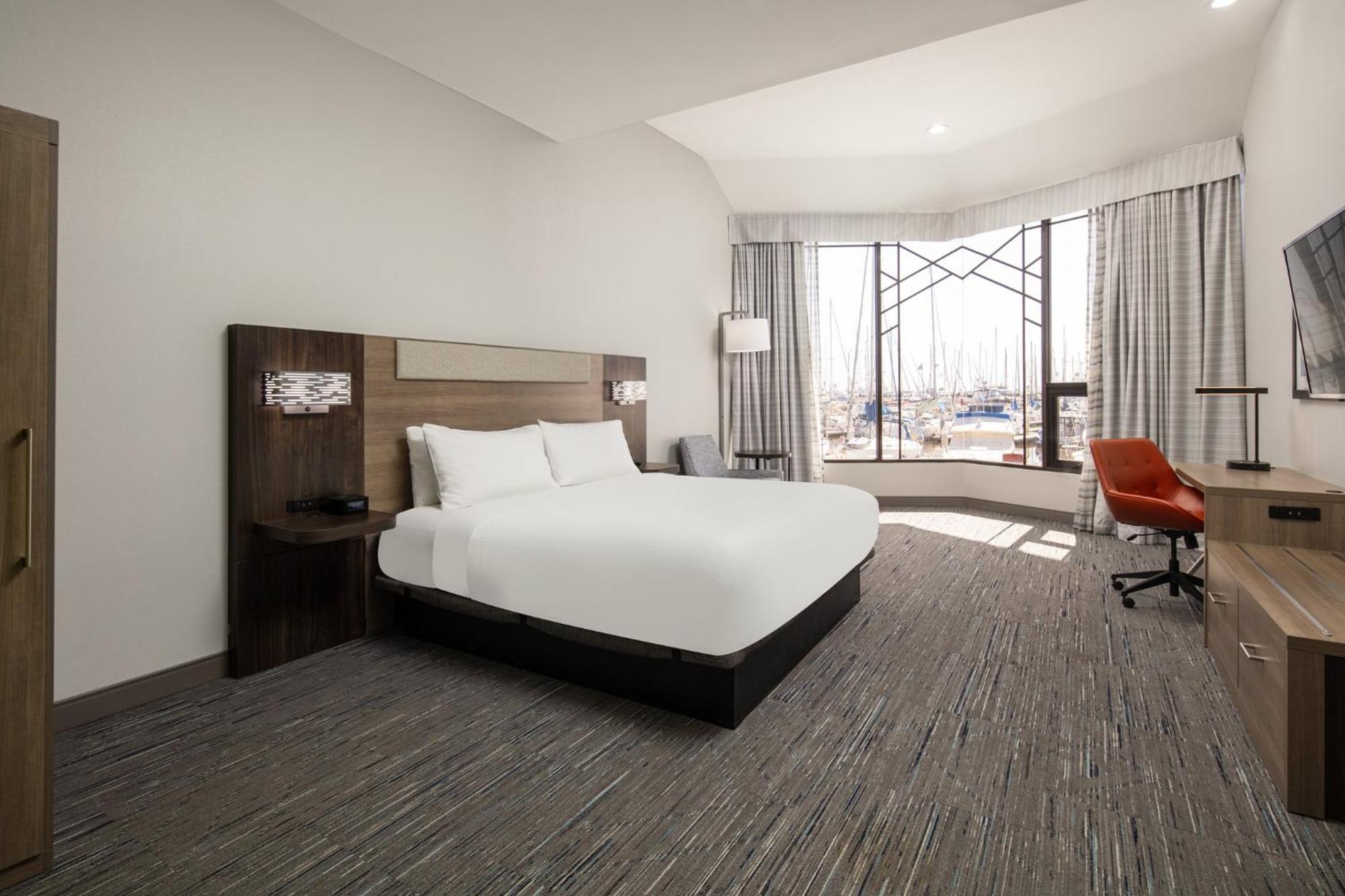 Holiday Inn Express Hotel & Suites Ventura Harbor By Ihg Buitenkant foto