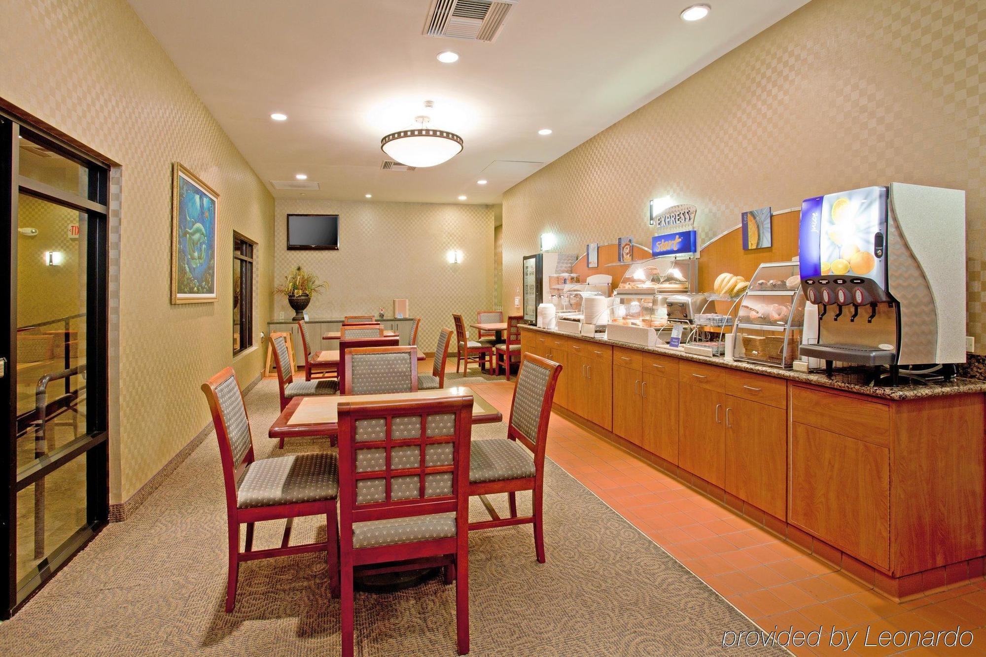 Holiday Inn Express Hotel & Suites Ventura Harbor By Ihg Restaurant foto