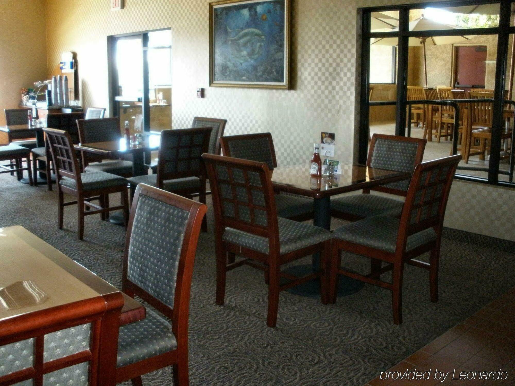 Holiday Inn Express Hotel & Suites Ventura Harbor By Ihg Buitenkant foto